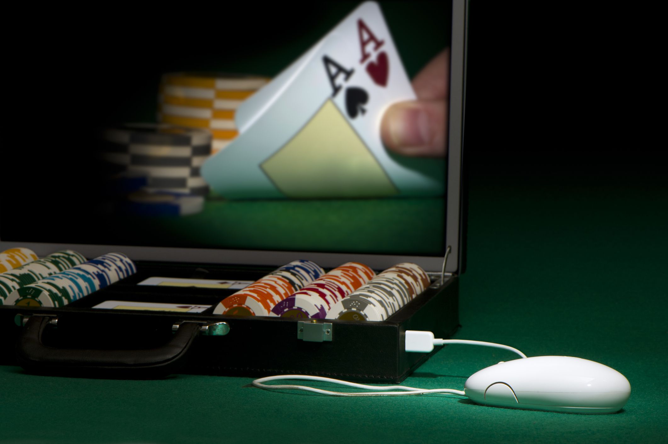 Online-Casino-by-Creativaimage-GettyImages-155378330-5c7407c1cff47e0001b1e368.jpg